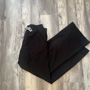 Women’s Figs Black High Waisted Isabel Wide Leg Scrub Pants